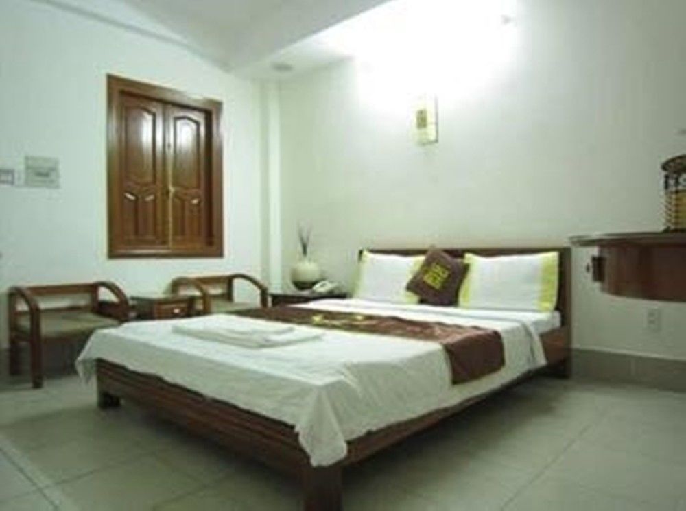 Pylos Hotel Ho Chi Minh City Exterior photo
