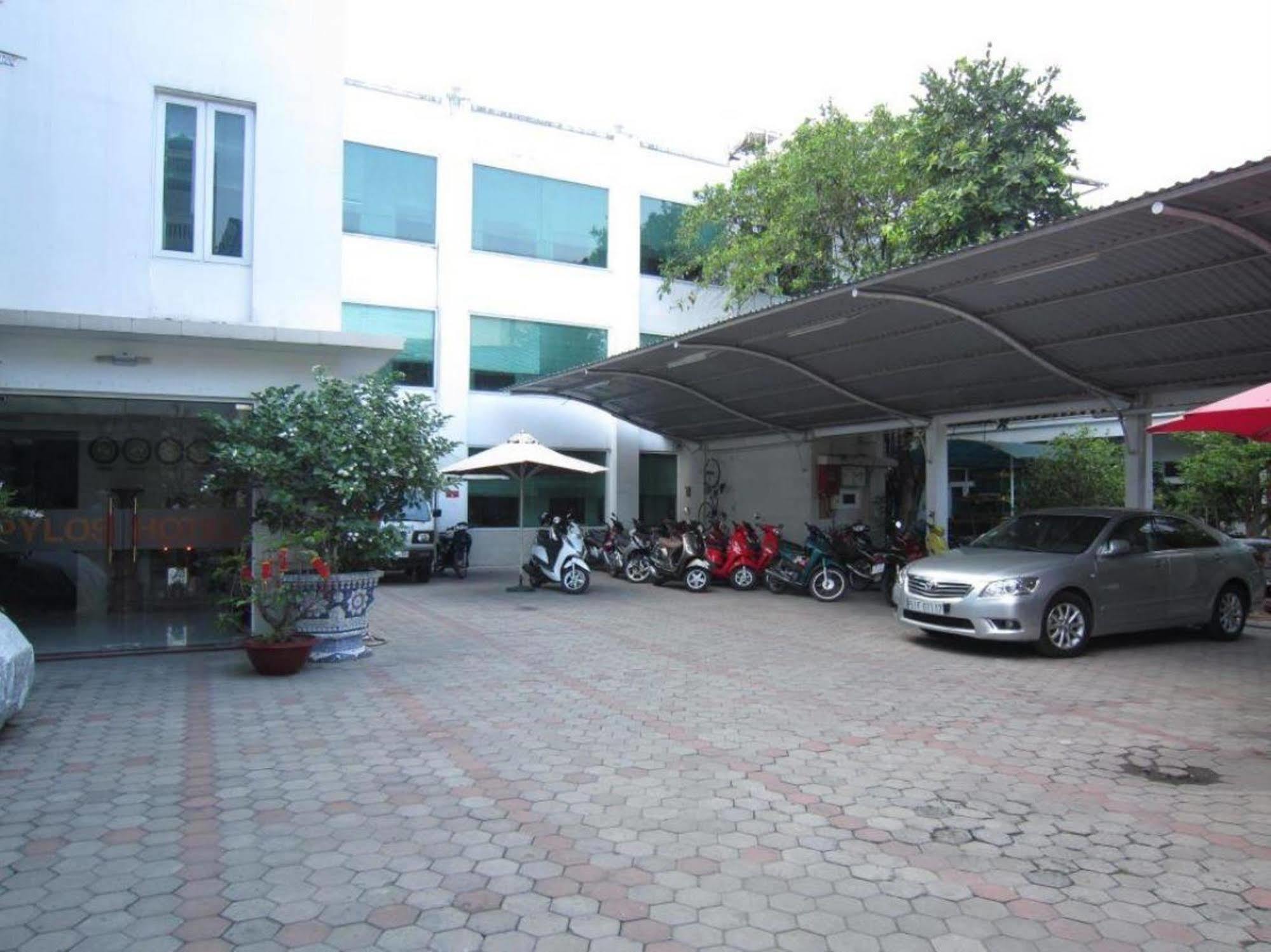 Pylos Hotel Ho Chi Minh City Exterior photo